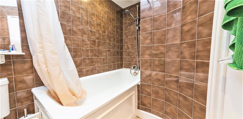 			2 Bedroom, 1 bath, 1 reception Apartment			 Finchley Road, FINCHLEY ROAD